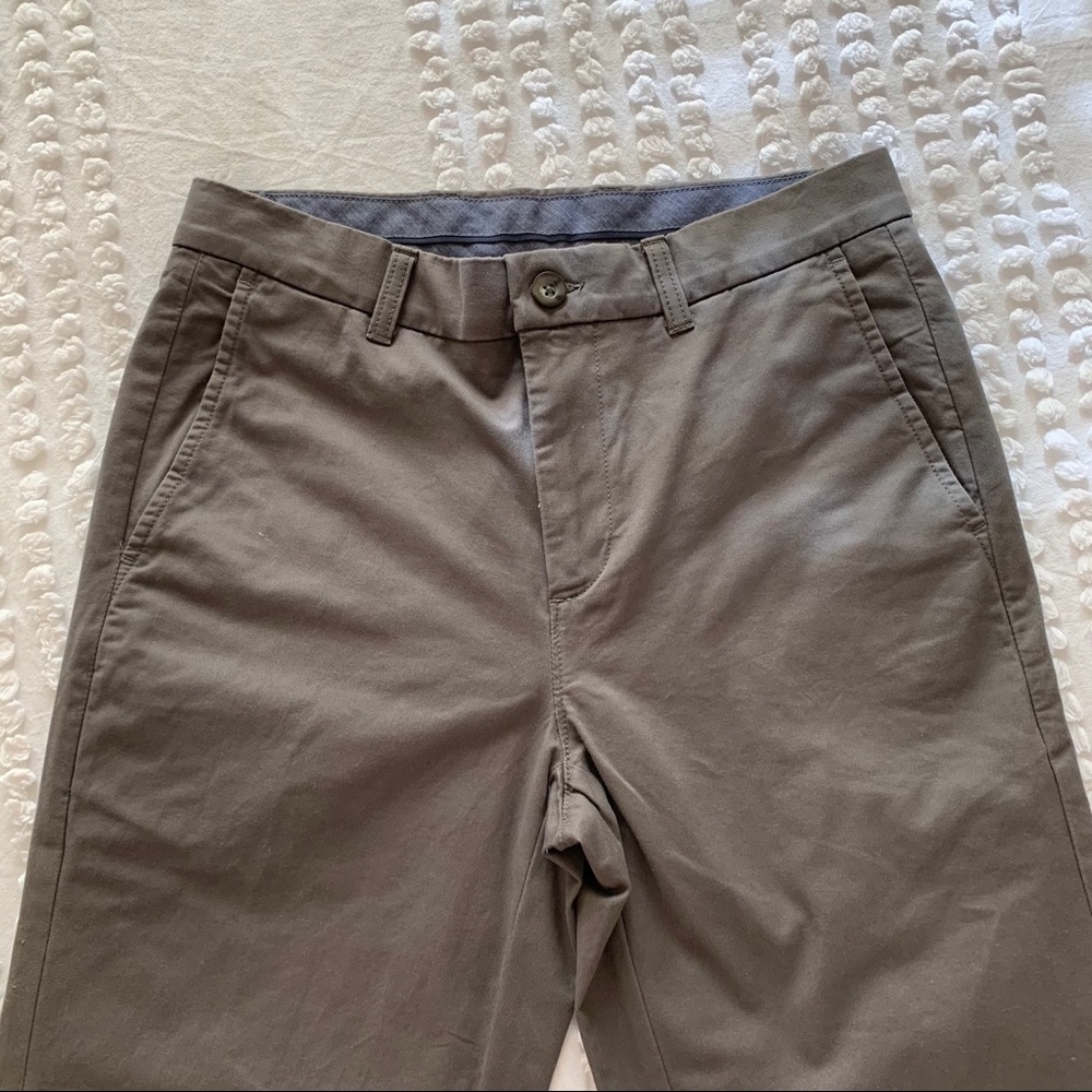 Nearly New! Men’s ROWM pants
